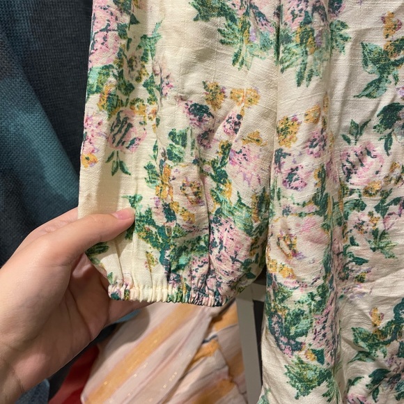 LC Lauren Conrad Women’s Floral 3/4 Sleeve Top - Picture 8 of 9